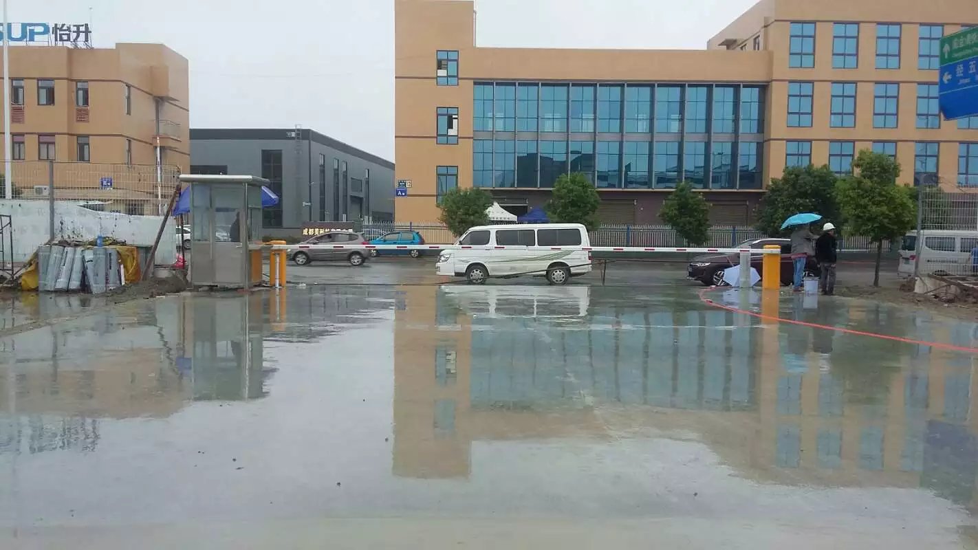 宜兴市宜兴市成都市物流公司道闸